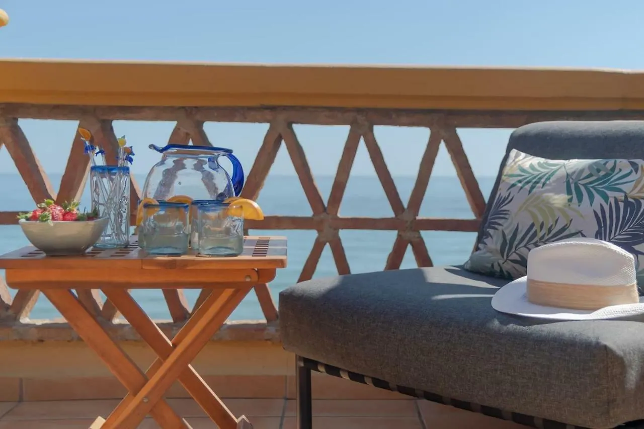 Apartmán Superb Front Line Location With Heated Pool Marbella